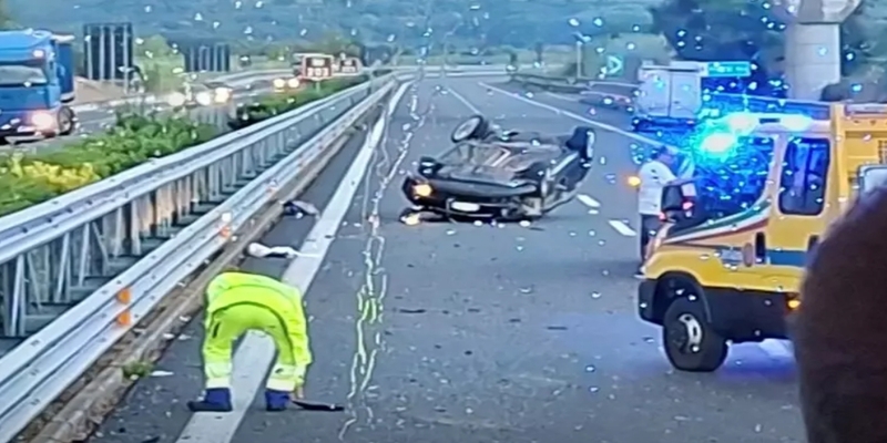 Incidente sull'A2 nei pressi di Lamezia Terme, un ferito